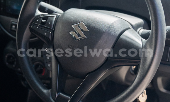 Buy Used Suzuki Ignis Silver Car in Mahe in Victoria Buy Used Suzuki Ignis Silver Car in Mahe in Victoria