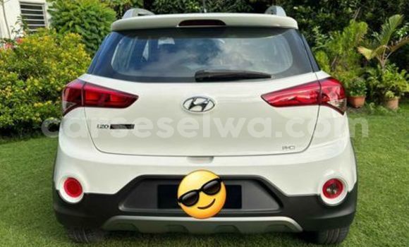 Buy Used Hyundai Accent Other Car in Anse Boileau in West Mahé