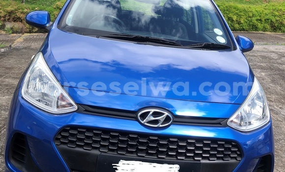 Buy Used Hyundai Grand i10 Blue Car in Bel Ombre in West Mahé