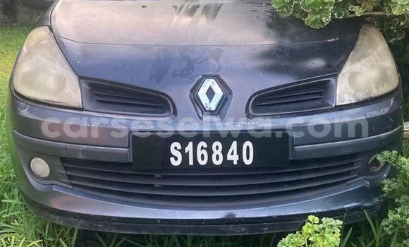 Buy Used Renault Clio Brown Car in Bel Air in Greater Victoria Buy Used Renault Clio Brown Car in Bel Air in Greater Victoria