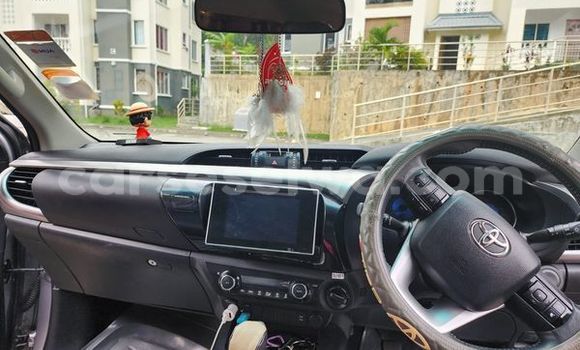 Buy Used Toyota Hiluxe Revo Brown Car in Bel Air in Greater Victoria Buy Used Toyota Hiluxe Revo Brown Car in Bel Air in Greater Victoria