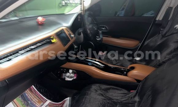 Buy Used Honda Vezel White Car in Baie Lazare in South Mahé Buy Used Honda Vezel White Car in Baie Lazare in South Mahé