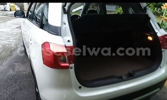 Buy Used Suzuki Vitara White Car in Anse Volbert in Inner Islands Buy Used Suzuki Vitara White Car in Anse Volbert in Inner Islands