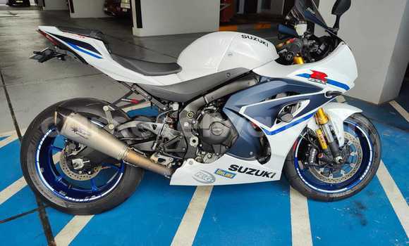 Buy Used Suzuki GSX–R White Bike in Anse Aux Pins in East Mahé