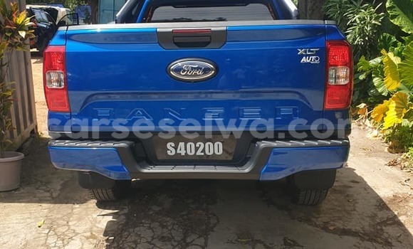 Buy Used Ford Taurus X Blue Car in Anse Volbert in Inner Islands Buy Used Ford Taurus X Blue Car in Anse Volbert in Inner Islands