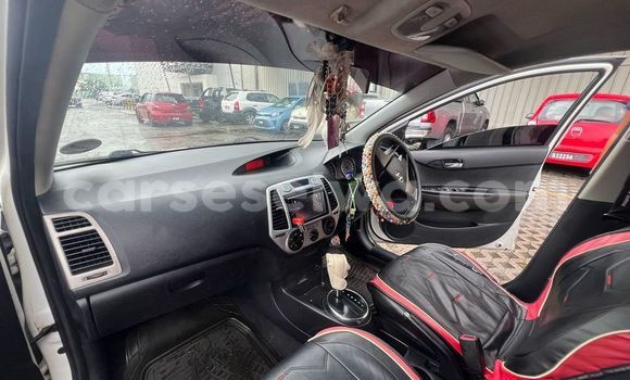 Buy Used Hyundai i20 White Car in Anse Royale in South Mahé Buy Used Hyundai i20 White Car in Anse Royale in South Mahé