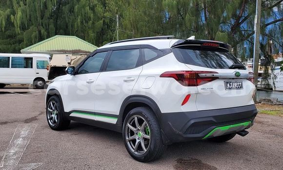 Buy Used Kia Sephia White Car in Anse Volbert in Inner Islands Buy Used Kia Sephia White Car in Anse Volbert in Inner Islands