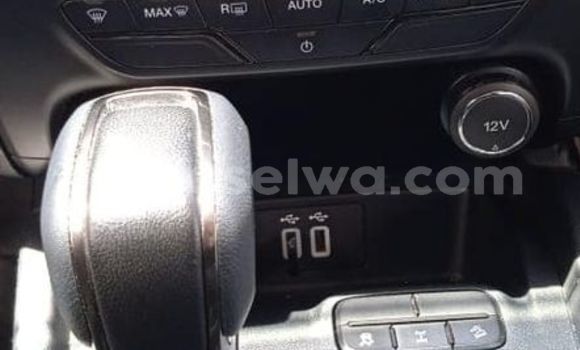 Buy Used Ford Taurus X White Car in Anse Royale in South Mahé Buy Used Ford Taurus X White Car in Anse Royale in South Mahé