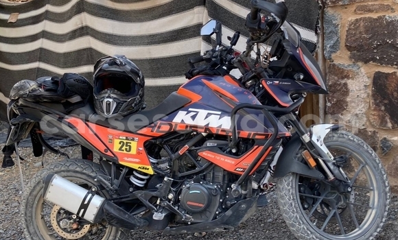 Acheter Occasion Moto KTM Duke Beige à Anse Aux Pins, East Mahé