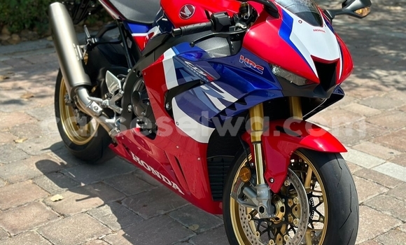 Acheter Occasion Moto Honda CBR 1000 RR Rouge à Anse Aux Pins, East Mahé