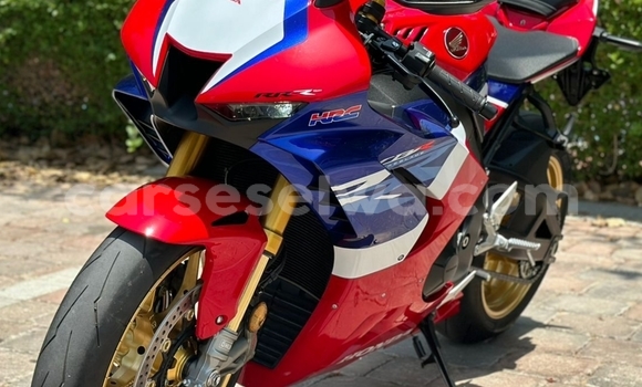 Buy Used Honda CBR 1000 RR Red Bike in Anse Aux Pins in East Mahé Buy Used Honda CBR 1000 RR Red Bike in Anse Aux Pins in East Mahé
