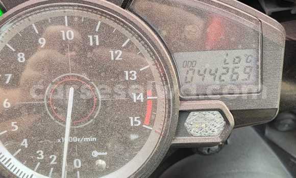 Buy Used Yamaha R1 White Bike in Anse Aux Pins in East Mahé Buy Used Yamaha R1 White Bike in Anse Aux Pins in East Mahé