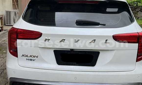 Buy Used Haval Jolion White Car in Mahe in Victoria Buy Used Haval Jolion White Car in Mahe in Victoria