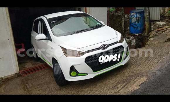 Acheter Occasion Voiture Hyundai i10 Blanc à Anse Boileau, West Mahé Acheter Occasion Voiture Hyundai i10 Blanc à Anse Boileau, West Mahé