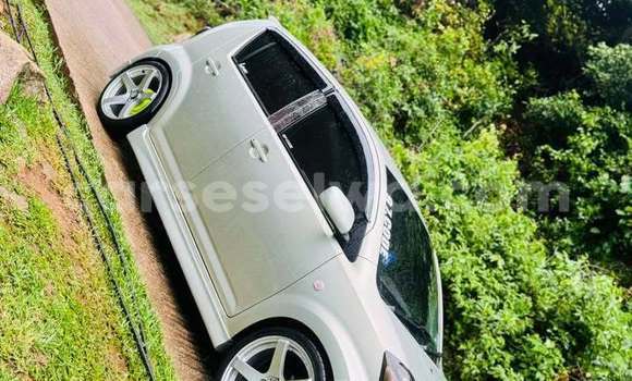 Acheter Occasion Voiture Daihatsu Sirion Autre à Bel Ombre, West Mahé Acheter Occasion Voiture Daihatsu Sirion Autre à Bel Ombre, West Mahé