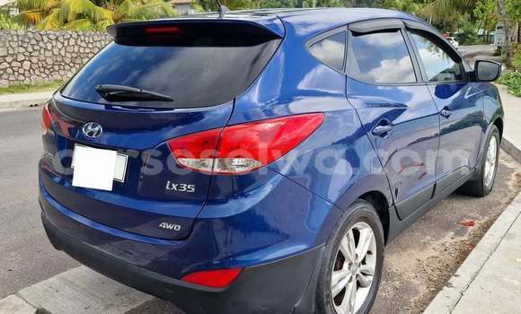 Buy Used Hyundai ix35 Blue Car in Bel Air in Greater Victoria Buy Used Hyundai ix35 Blue Car in Bel Air in Greater Victoria