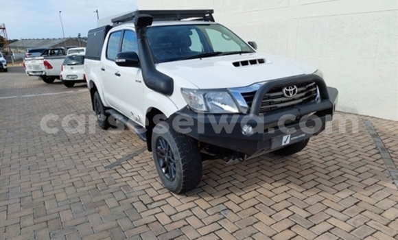 Buy Used Toyota Hilux White Car in Saint Louis in Greater Victoria Buy Used Toyota Hilux White Car in Saint Louis in Greater Victoria