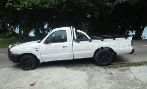 Acheter Occasion Voiture Ford Ranger Blanc à Beau Vallon, Nord Mahé