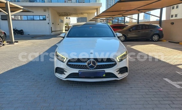 Buy Used Mercedes-Benz A200 White Car in Saint Louis in Greater Victoria Buy Used Mercedes-Benz A200 White Car in Saint Louis in Greater Victoria