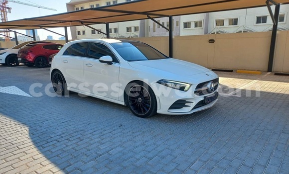 Buy Used Mercedes-Benz A200 White Car in Saint Louis in Greater Victoria Buy Used Mercedes-Benz A200 White Car in Saint Louis in Greater Victoria