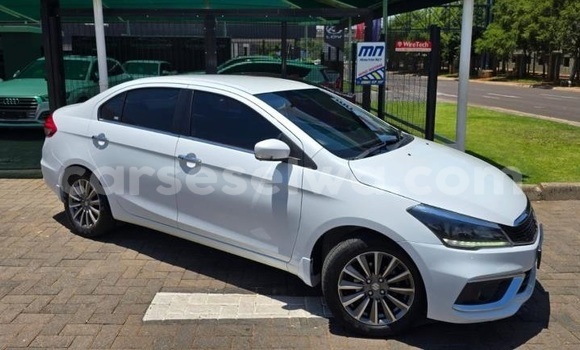 Buy Used Suzuki Cara White Car in Saint Louis in Greater Victoria Buy Used Suzuki Cara White Car in Saint Louis in Greater Victoria