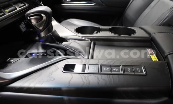 Buy Used Lexus LX White Car in Mahe in Victoria Buy Used Lexus LX White Car in Mahe in Victoria