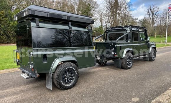 Buy Used Land Rover Defender Green Car in Pointe La Rue in East Mahé Buy Used Land Rover Defender Green Car in Pointe La Rue in East Mahé