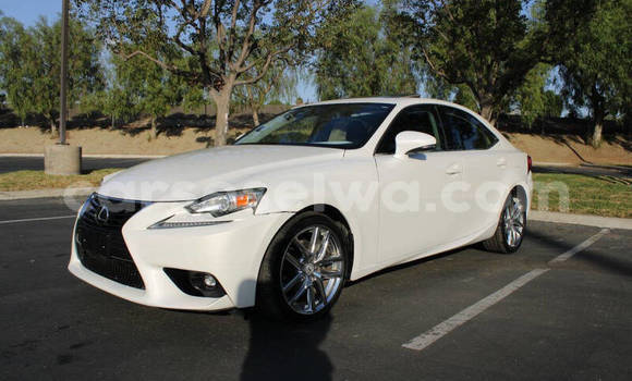 Buy Used Lexus IS White Car in Plaisance in Greater Victoria Buy Used Lexus IS White Car in Plaisance in Greater Victoria