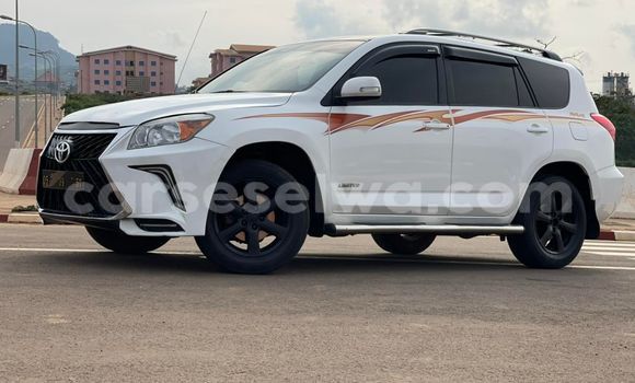 Buy Used Toyota RAV4 White Car in Saint Louis in Greater Victoria Buy Used Toyota RAV4 White Car in Saint Louis in Greater Victoria