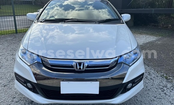 Buy Used Honda Insight White Car in Les Mamelles in Greater Victoria Buy Used Honda Insight White Car in Les Mamelles in Greater Victoria