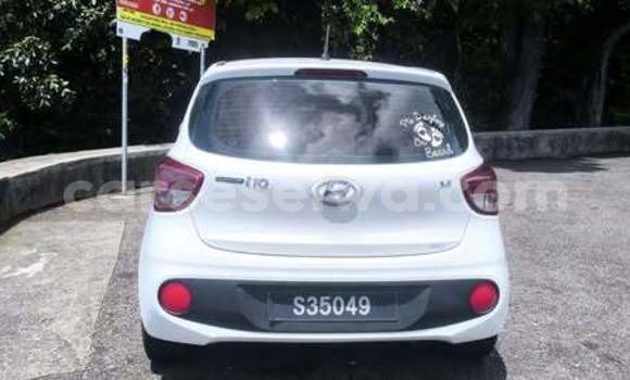 Acheter Occasion Voiture Toyota Sequoia Autre à Anse Aux Pins, East Mahé Acheter Occasion Voiture Toyota Sequoia Autre à Anse Aux Pins, East Mahé