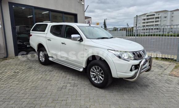 Buy Used Mitsubishi Triton White Car in Mont Fleuri in Greater Victoria Buy Used Mitsubishi Triton White Car in Mont Fleuri in Greater Victoria