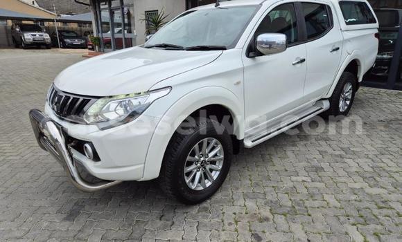 Buy Used Mitsubishi Triton White Car in Mont Fleuri in Greater Victoria Buy Used Mitsubishi Triton White Car in Mont Fleuri in Greater Victoria