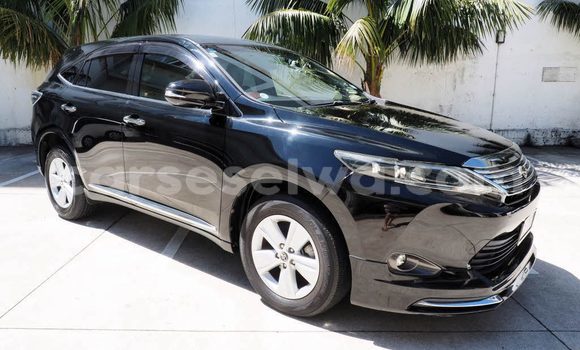 Buy Used Toyota Harrier Black Car in Mont Buxton in Greater Victoria Buy Used Toyota Harrier Black Car in Mont Buxton in Greater Victoria