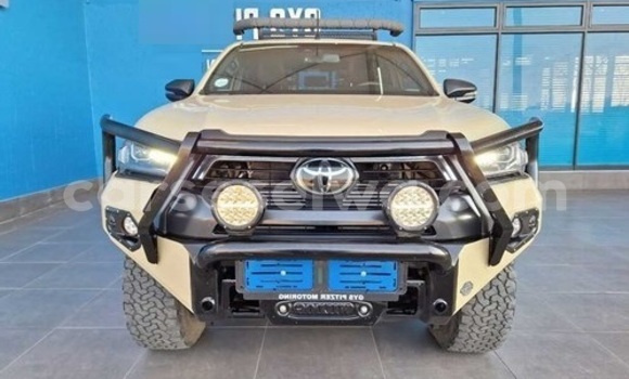 Buy Used Toyota Hilux Brown Car in Saint Louis in Greater Victoria Buy Used Toyota Hilux Brown Car in Saint Louis in Greater Victoria