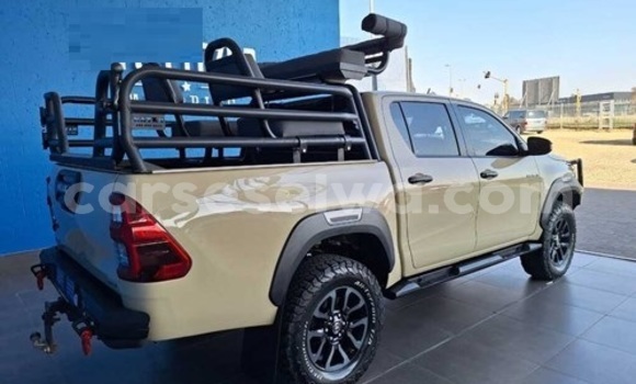 Buy Used Toyota Hilux Brown Car in Saint Louis in Greater Victoria Buy Used Toyota Hilux Brown Car in Saint Louis in Greater Victoria