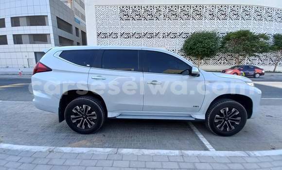 Buy Used Mitsubishi Montero Sport White Car in Port Glaud in West Mahé Buy Used Mitsubishi Montero Sport White Car in Port Glaud in West Mahé