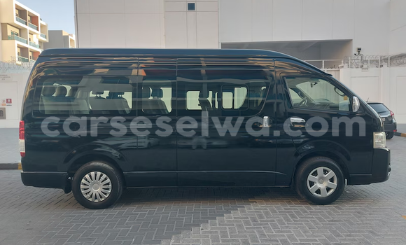 Buy Used Toyota Hiace Black Car in Port Glaud in West Mahé Buy Used Toyota Hiace Black Car in Port Glaud in West Mahé