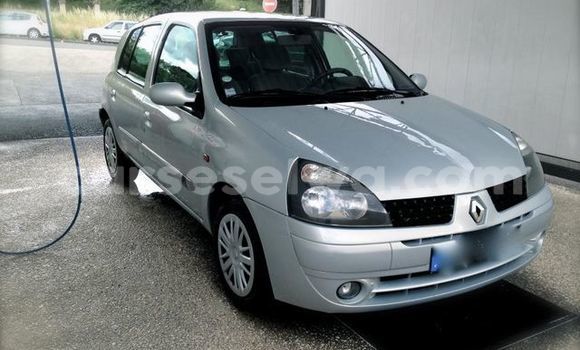 Acheter Occasion Voiture Renault Clio Gris à Beau Vallon, Nord Mahé