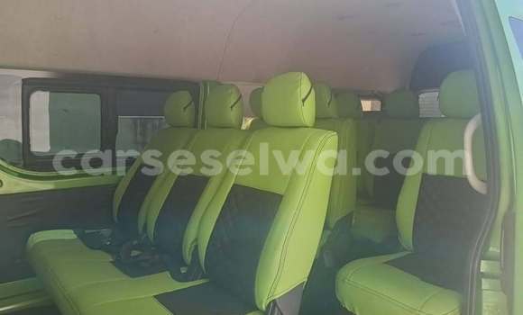 Buy Used Toyota Hiace Green Car in Baie Lazare in South Mahé Buy Used Toyota Hiace Green Car in Baie Lazare in South Mahé