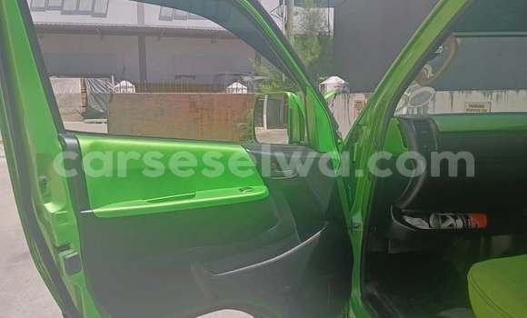 Buy Used Toyota Hiace Green Car in Baie Lazare in South Mahé Buy Used Toyota Hiace Green Car in Baie Lazare in South Mahé
