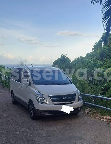 Big with watermark hyundai h1 east africa victoria 8112