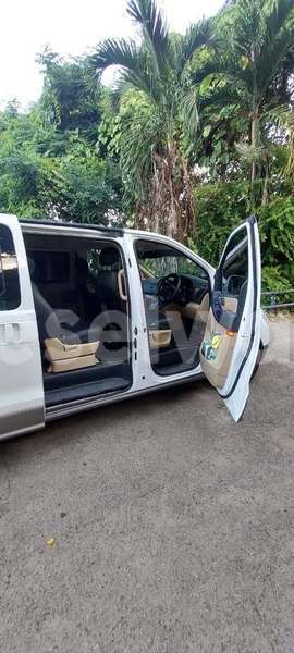 Big with watermark hyundai h1 east africa victoria 8112