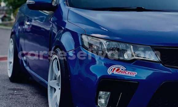 Acheter Occasion Voiture Kia Cerato Bleu à Mahé, Victoria