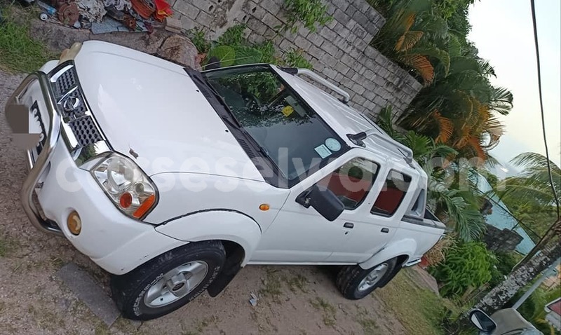 Big with watermark nissan hardbody victoria mahe 8142