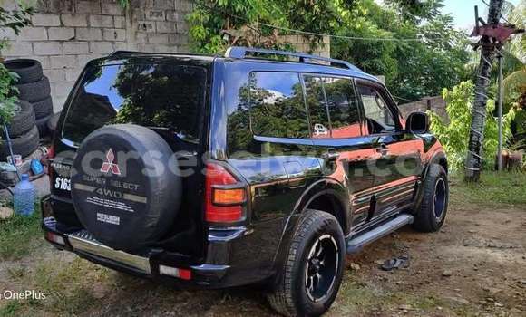 Acheter Occasion Voiture Mitsubishi Pajero Noir à Mahé, Victoria Acheter Occasion Voiture Mitsubishi Pajero Noir à Mahé, Victoria