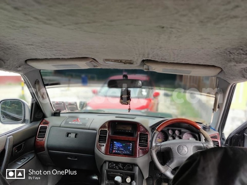 Big with watermark mitsubishi pajero victoria mahe 8150