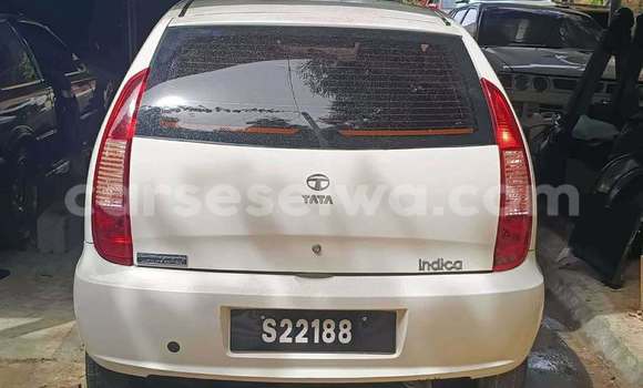Acheter Occasion Voiture TATA Indica Blanc à Victoria, East africa Acheter Occasion Voiture TATA Indica Blanc à Victoria, East africa