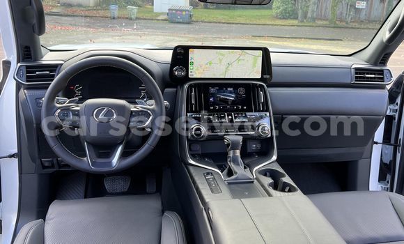 Buy Used Lexus LX White Car in La Plaine St. André? in East Mahé Buy Used Lexus LX White Car in La Plaine St. André? in East Mahé