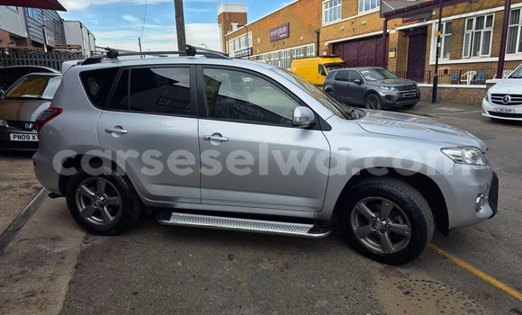 Buy Used Toyota RAV4 Silver Car in Victoria in East africa Buy Used Toyota RAV4 Silver Car in Victoria in East africa